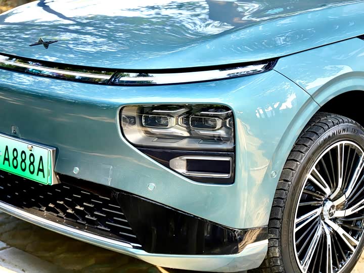 Фото 10 - XPeng G9