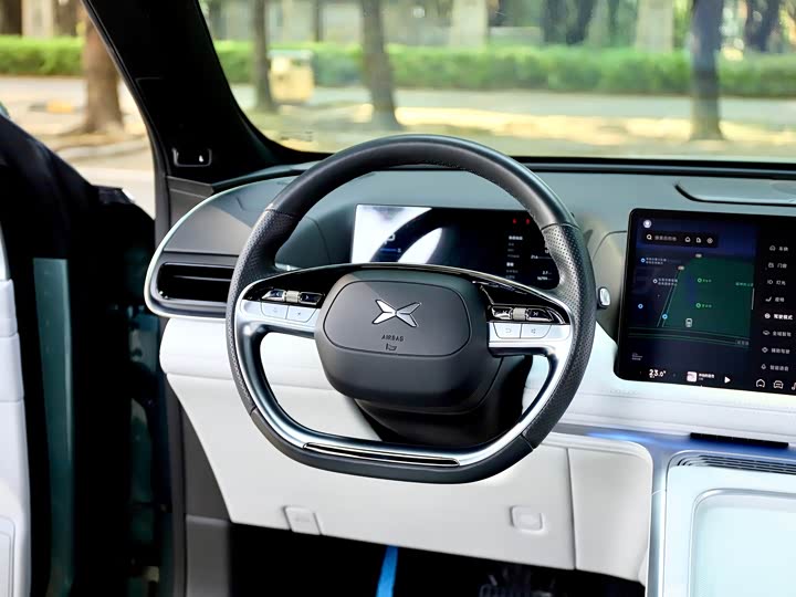 Фото 16 - XPeng G9