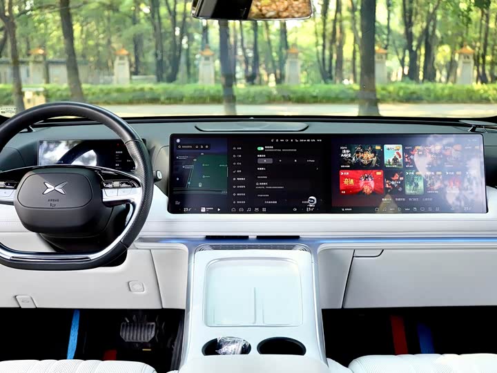 Фото 18 - XPeng G9