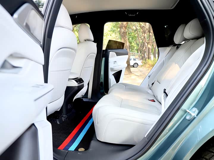 Фото 22 - XPeng G9