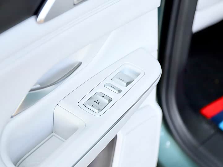 Фото 23 - XPeng G9