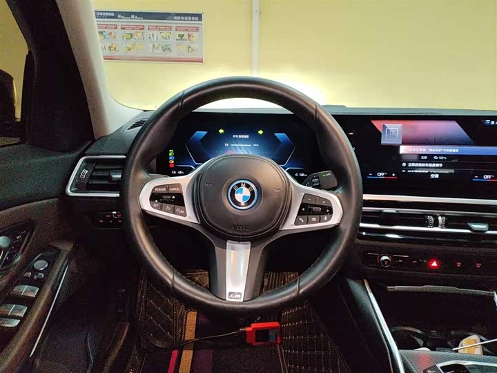 Фото 11 - BMW i3