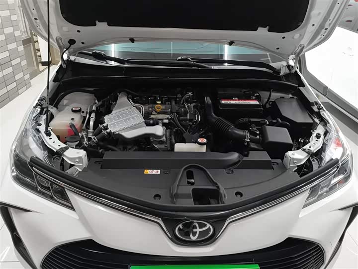 Фото 20 - Toyota Corolla