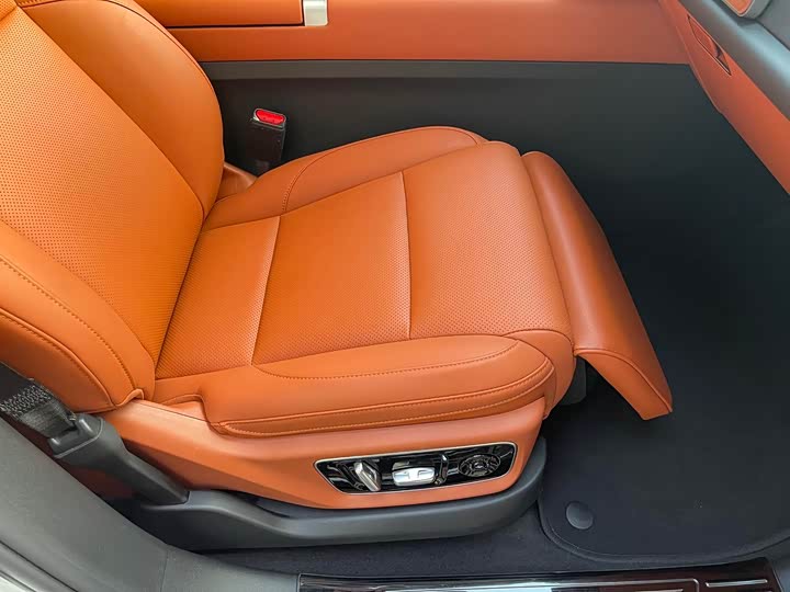 Фото 17 - LiXiang L7