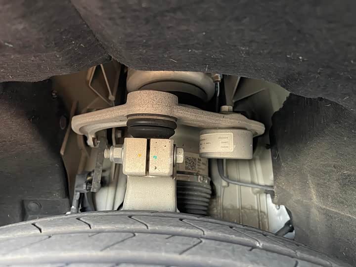 Фото 19 - LiXiang L7