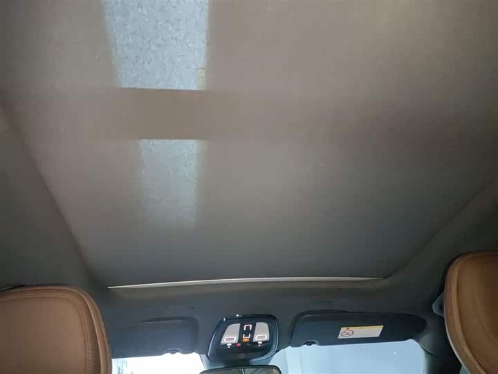 Фото 18 - Volvo XC60