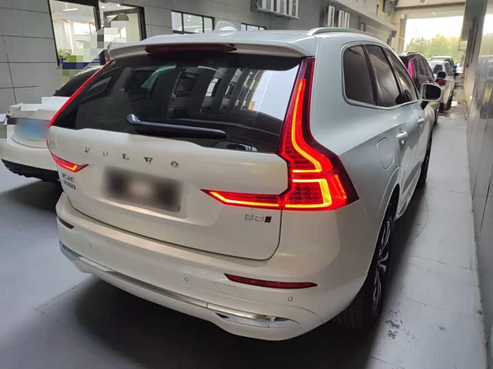 Фото 7 - Volvo XC60