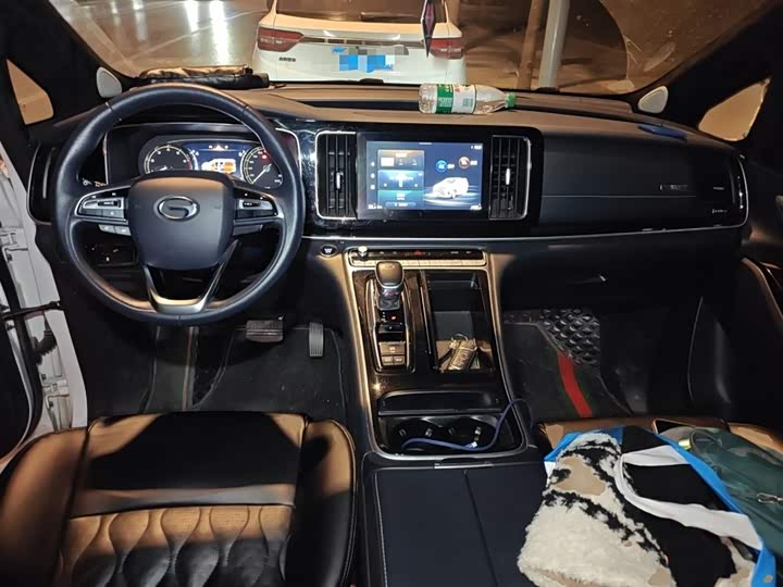 Фото 13 - GAC Trumpchi M8