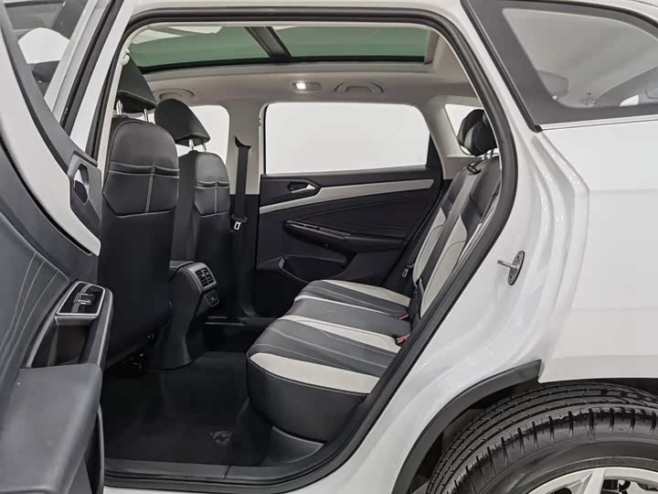 Фото 15 - Jetta VS7