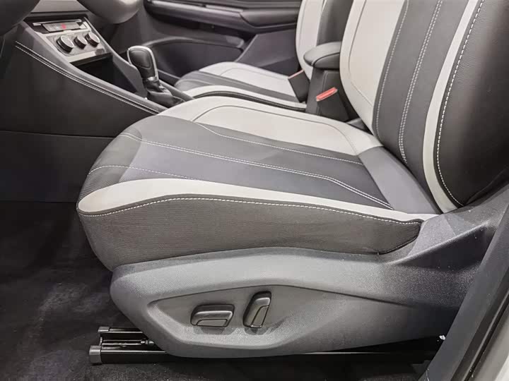 Фото 20 - Jetta VS7