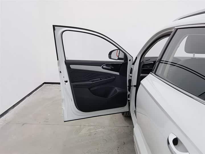 Фото 8 - Jetta VS7