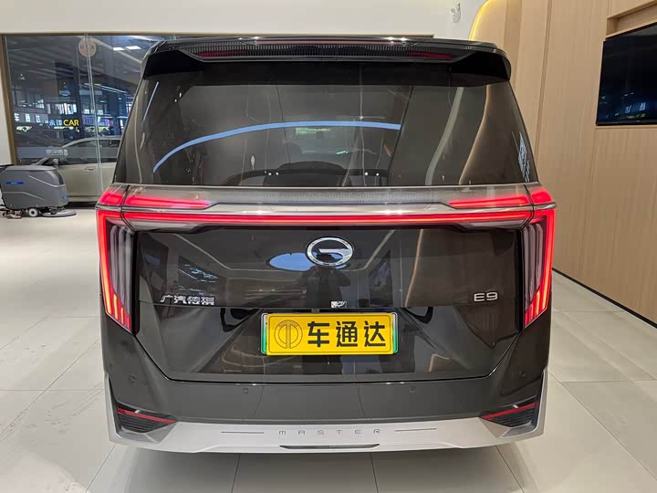 Фото 5 - GAC Trumpchi E9