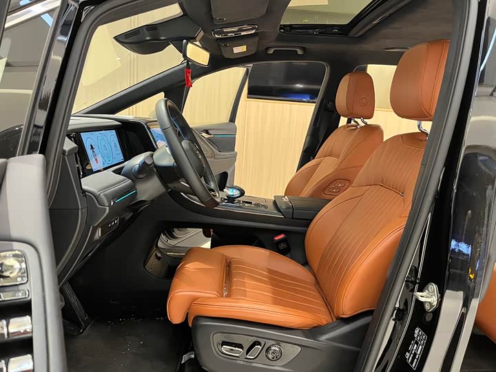 Фото 8 - GAC Trumpchi E9