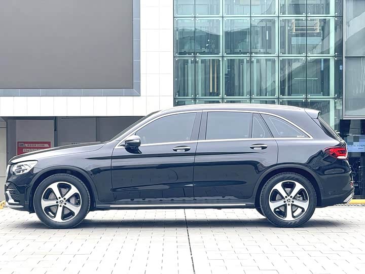 Фото 8 - Mercedes-Benz GLC-Class