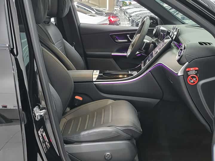 Фото 12 - Mercedes-Benz GLC-Class