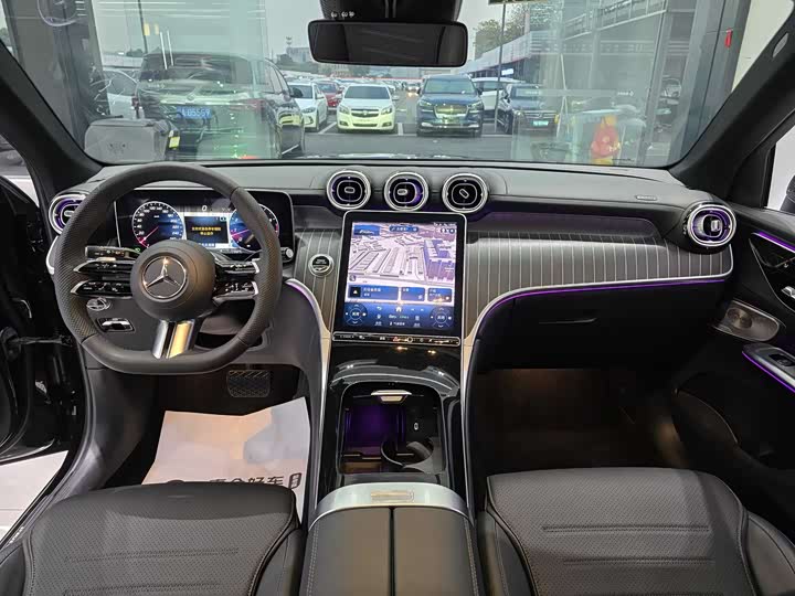 Фото 13 - Mercedes-Benz GLC-Class