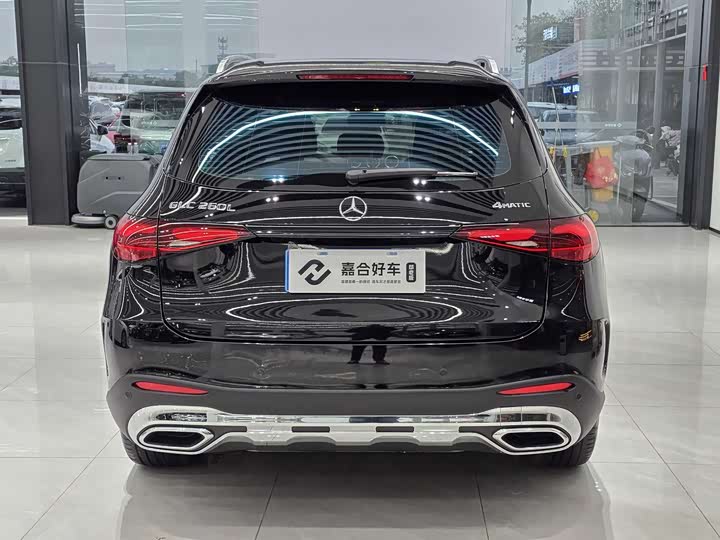 Фото 21 - Mercedes-Benz GLC-Class