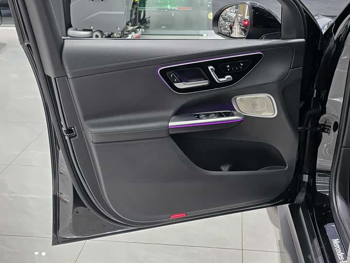 Фото 8 - Mercedes-Benz GLC-Class