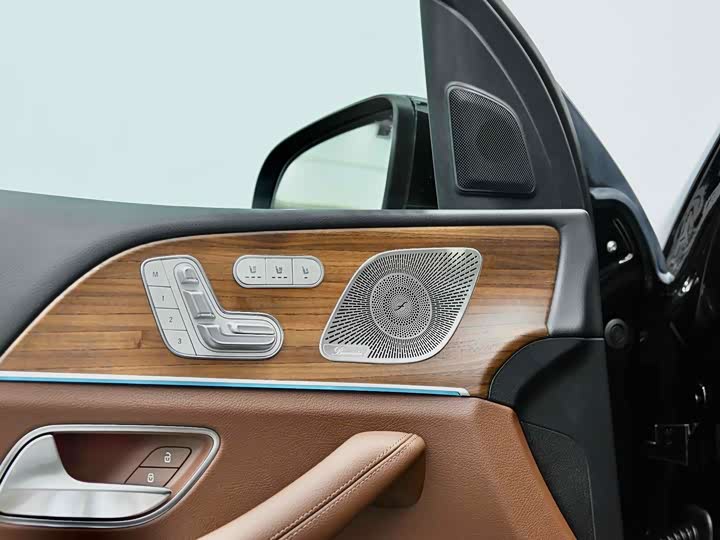 Фото 19 - Mercedes-Benz GLE-Class Hybrid