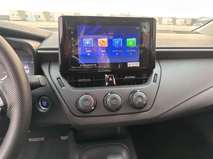 Фото 10 - Toyota Corolla