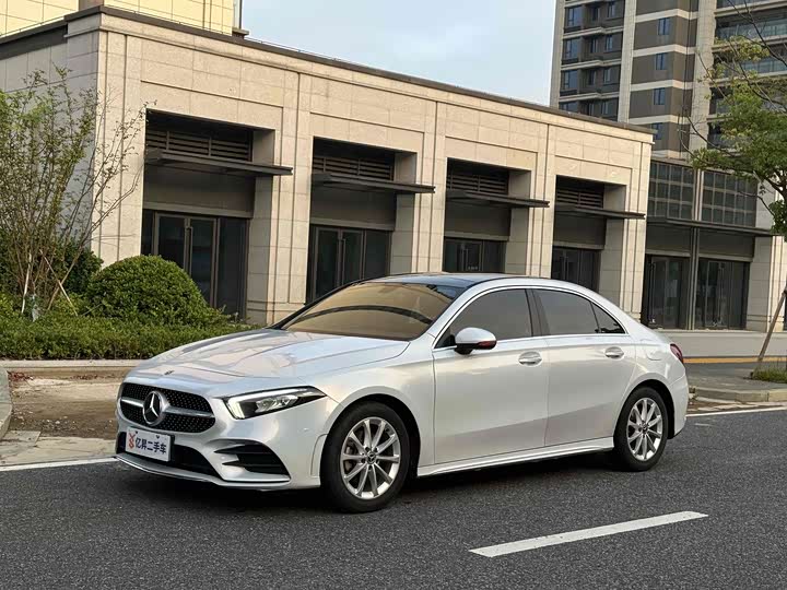 Фото 1 - Mercedes-Benz A-Class