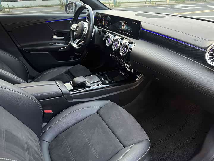 Фото 5 - Mercedes-Benz A-Class