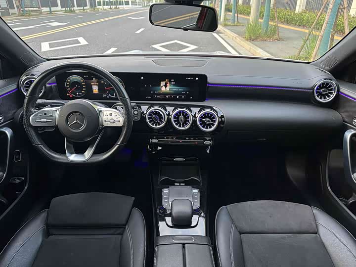 Фото 7 - Mercedes-Benz A-Class