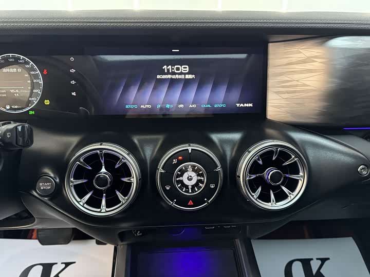 Фото 11 - Tank 300