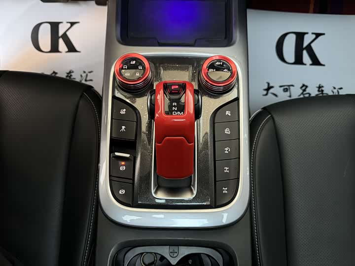 Фото 12 - Tank 300