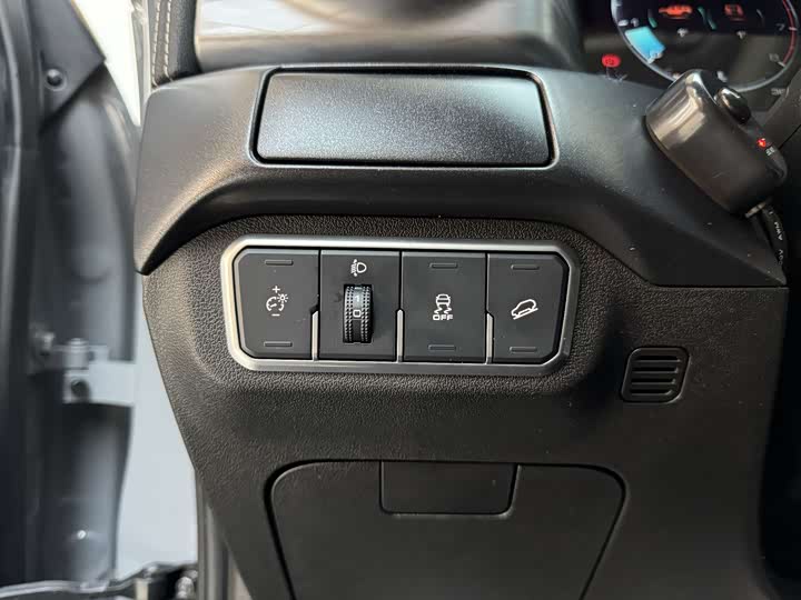 Фото 14 - Tank 300