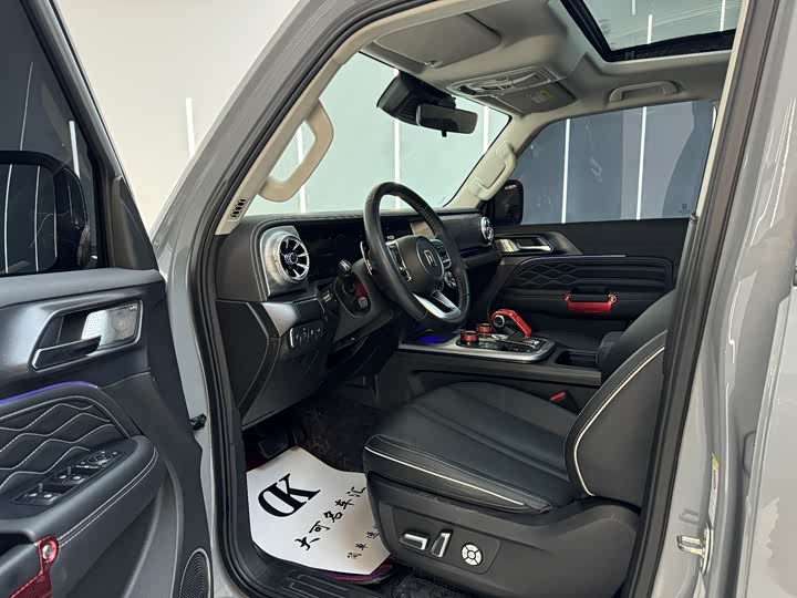 Фото 4 - Tank 300