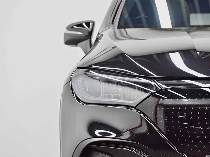 Фото 12 - Mercedes-Benz EQE SUV