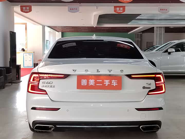 Фото 5 - Volvo S60