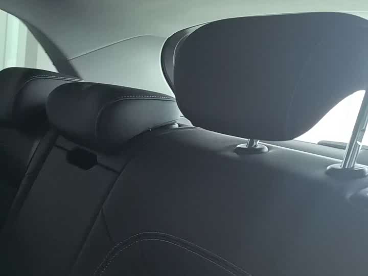 Фото 19 - Audi Q5L