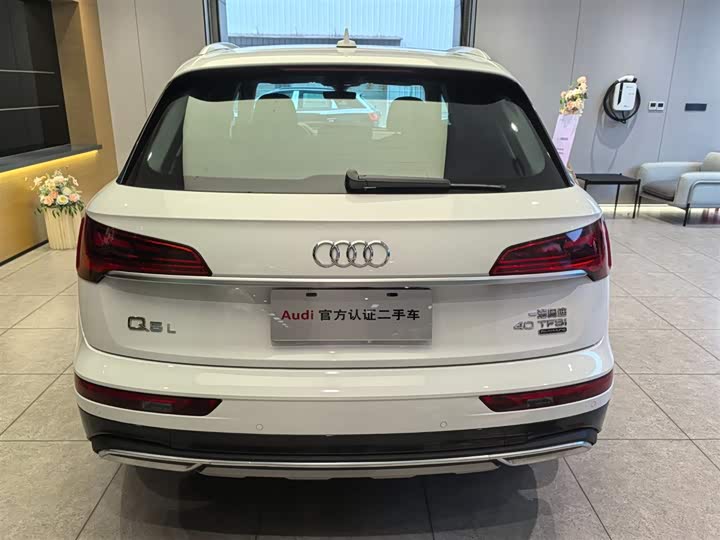 Фото 4 - Audi Q5L