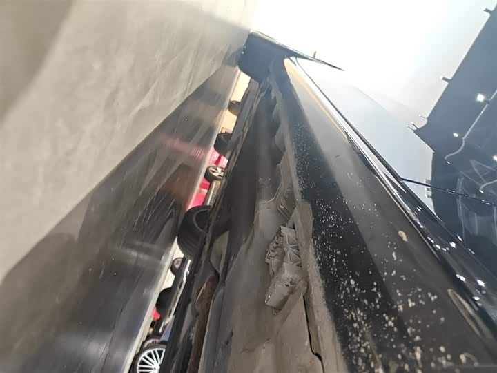 Фото 21 - Mercedes-Benz E-Class