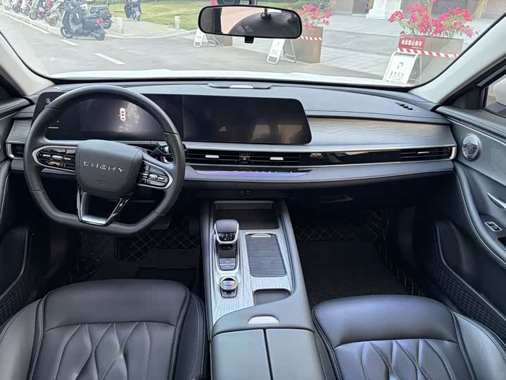 Фото 11 - Chery Arrizo 8