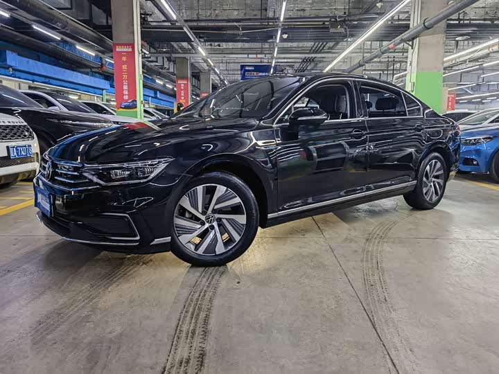 Фото 1 - Volkswagen Magotan GTE Hybrid