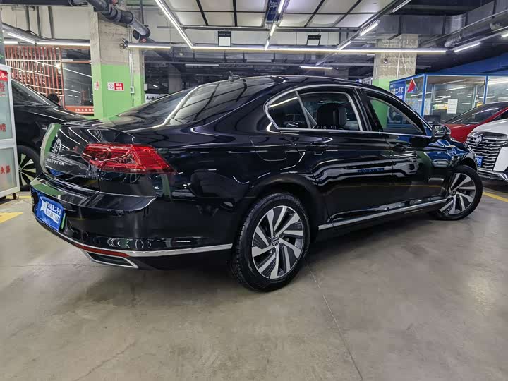 Фото 6 - Volkswagen Magotan GTE Hybrid