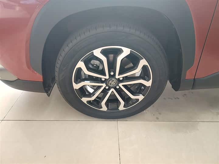 Фото 23 - Toyota Frontlander