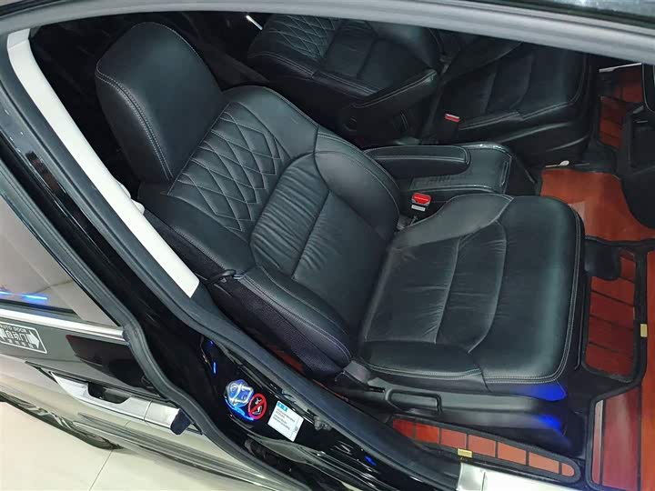 Фото 25 - Honda Elysion