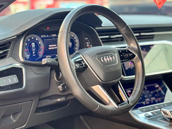 Фото 12 - Audi A6L