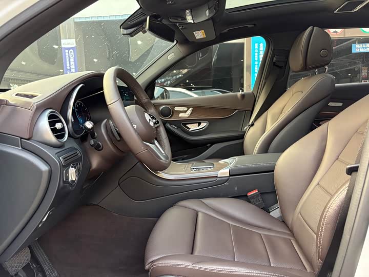 Фото 14 - Mercedes-Benz GLC-Class