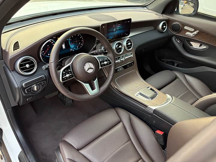 Фото 4 - Mercedes-Benz GLC-Class