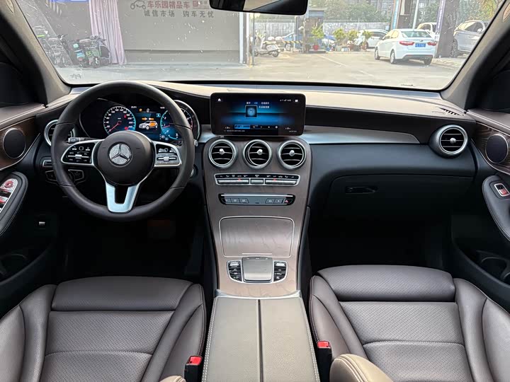 Фото 7 - Mercedes-Benz GLC-Class