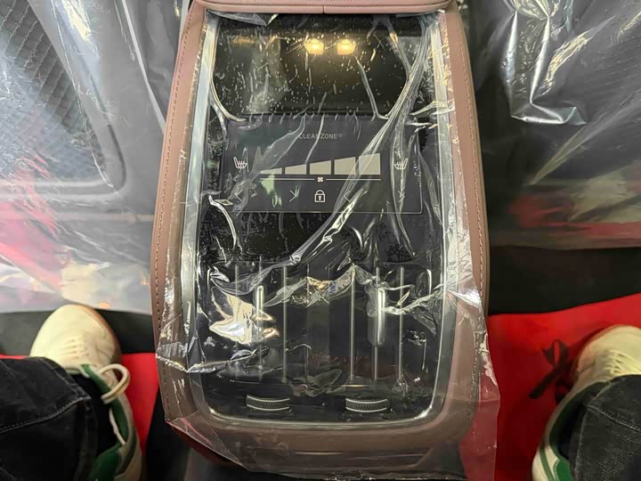 Фото 16 - Volvo S90