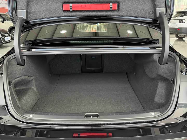 Фото 18 - Volvo S90