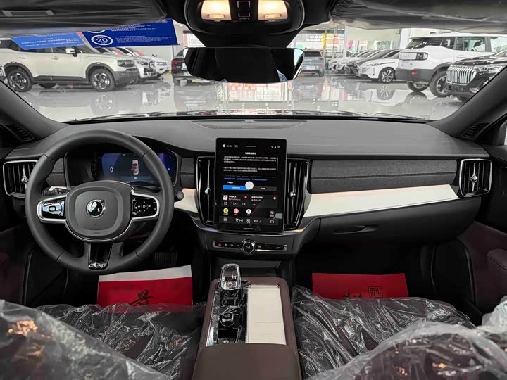 Фото 5 - Volvo S90