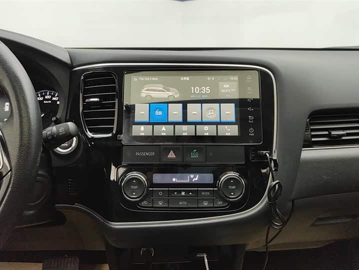 Фото 13 - Mitsubishi Outlander