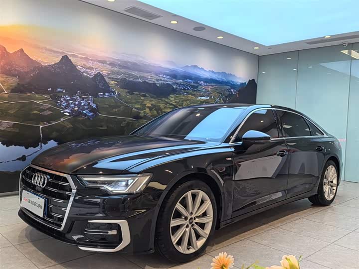 Фото 1 - Audi A6L